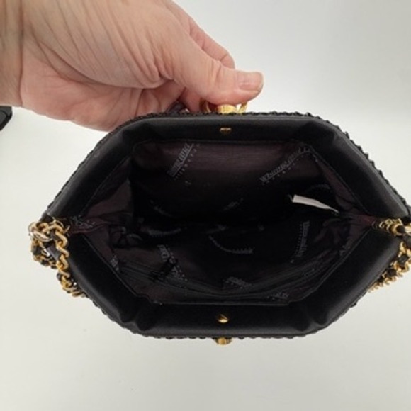 Whiting and Davis Black Mesh Evening‎ Shoulder Bag Gold Chain Clasp - Picture 4 of 10